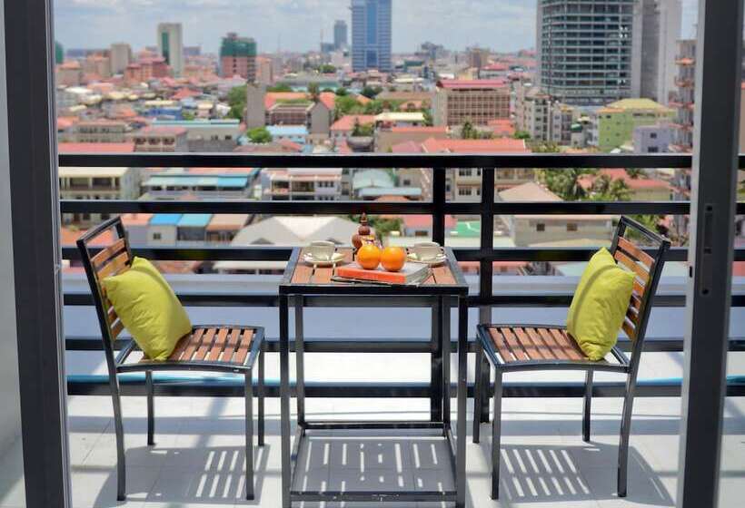 Номер Deluxe, Kolab Sor Phnom Penh