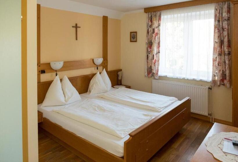 Номер Economy, Rosslwirt Rast