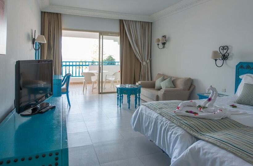 اتاق استاندارد چهار تخته, Regency Hotel & Spa