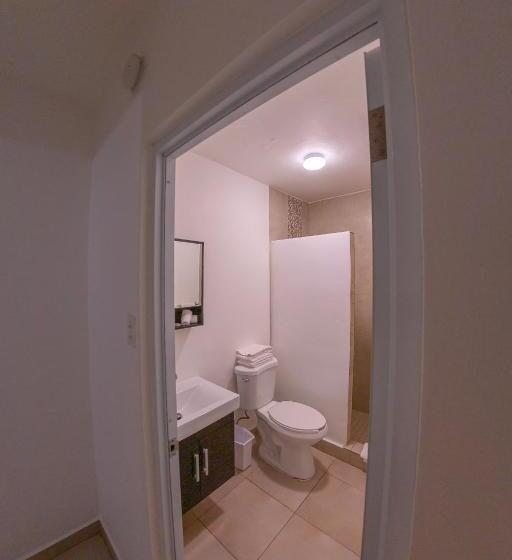 سوئیت 2 خوابه, Casa Verde