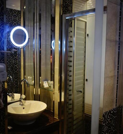 اتاق لوکس با چشم‌انداز دریا, Fleet Club Mahrousa