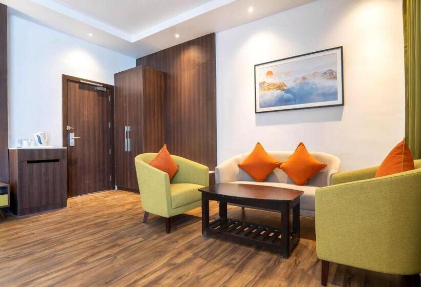 스탠다드 룸 킹사이즈 침대, Le Roi Lake View, Koti