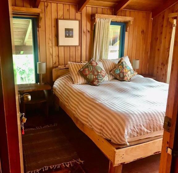Quarto Estandar com Sacada, Hostel Raiz