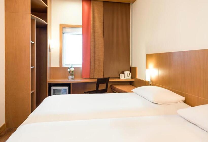 Номер Стандарт, Ibis Fujairah