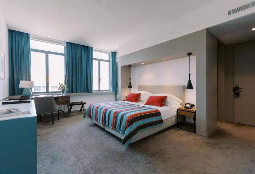 Quarto Estandar, The Editory Artist Baixa Porto