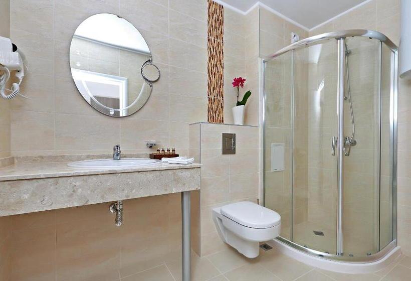 Классический Номер, White Rock Castle Suite Hotel & Spa