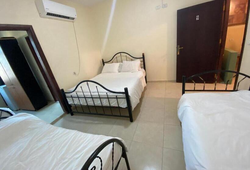 Chambre Triple Standard, Jericho Waleed S Hostel