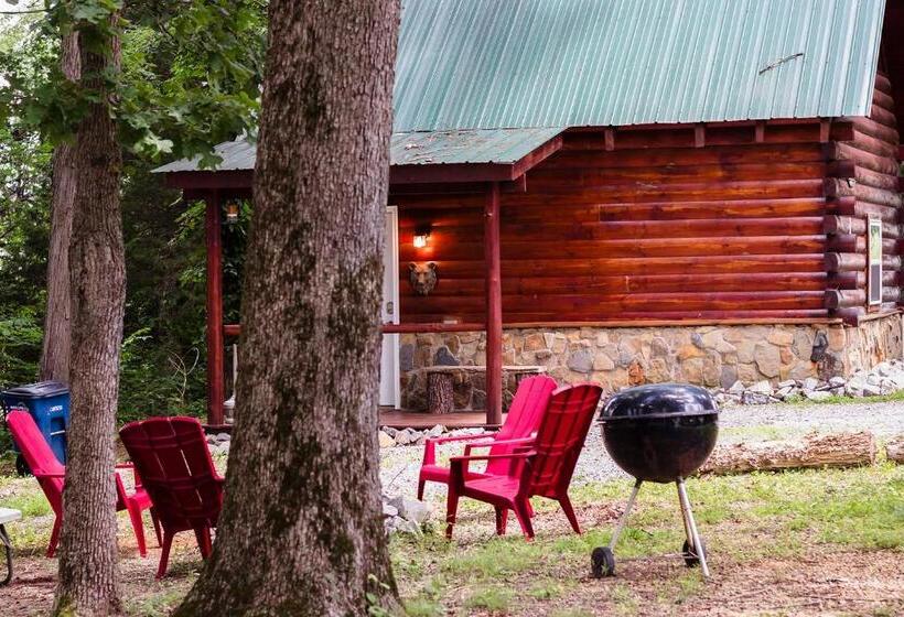 오두막, Kozy Haven Log Cabin Rentals