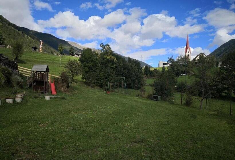 Quarto Estandar, Pension Neuhaushof