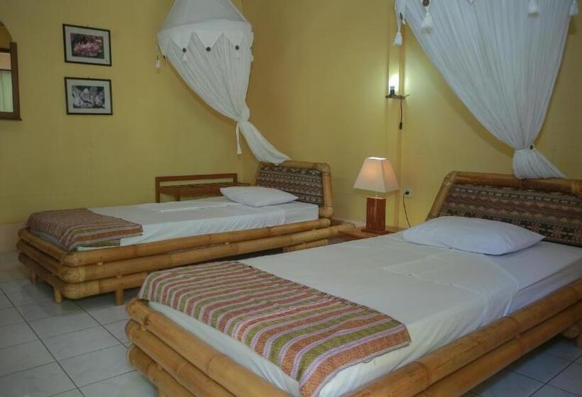 Номер Superior Вид на Сад, Sea World Club Beach Resort & Dive Center