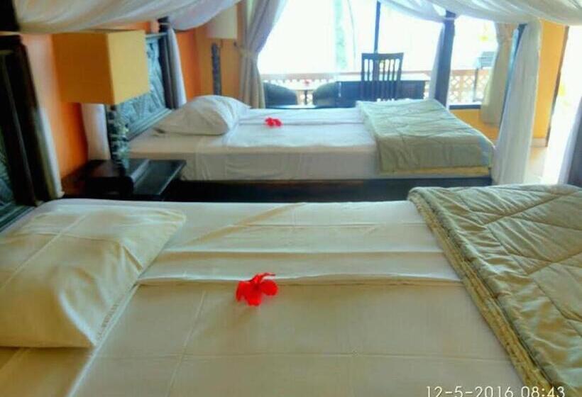 Номер Deluxe Вид на Море, Sea World Club Beach Resort & Dive Center