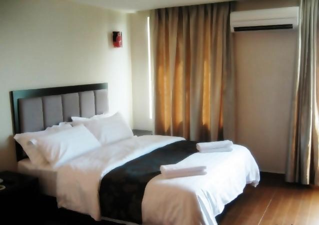 Номер Deluxe, Kk Waterfront