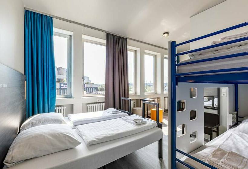 Семейный Номер, a&o Aachen Hauptbahnhof