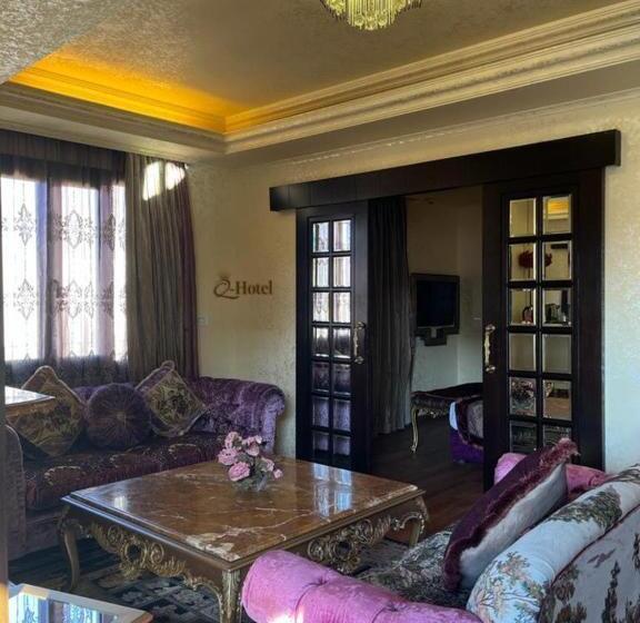 Suite with Terrace, Q