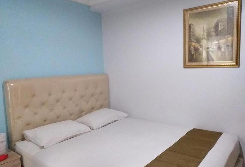 חדר אקונומי, Blessing Residence
