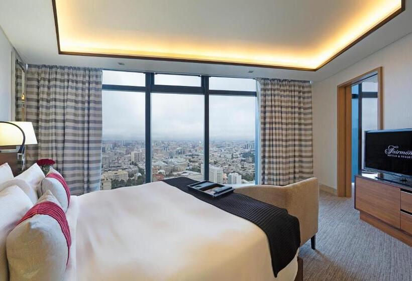 سوییت با چشم‌انداز دریا, Fairmont Baku  Flame Towers