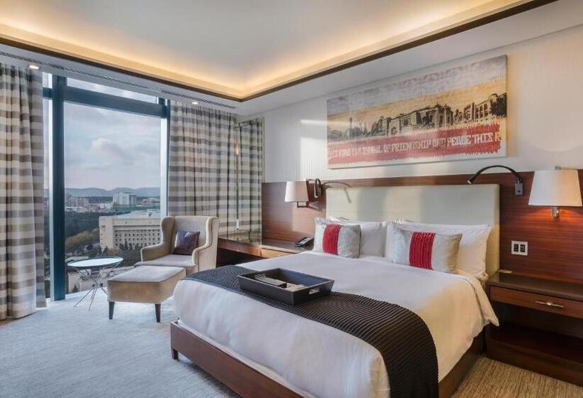 اتاق استاندارد با تخت بزرگ, Fairmont Baku  Flame Towers