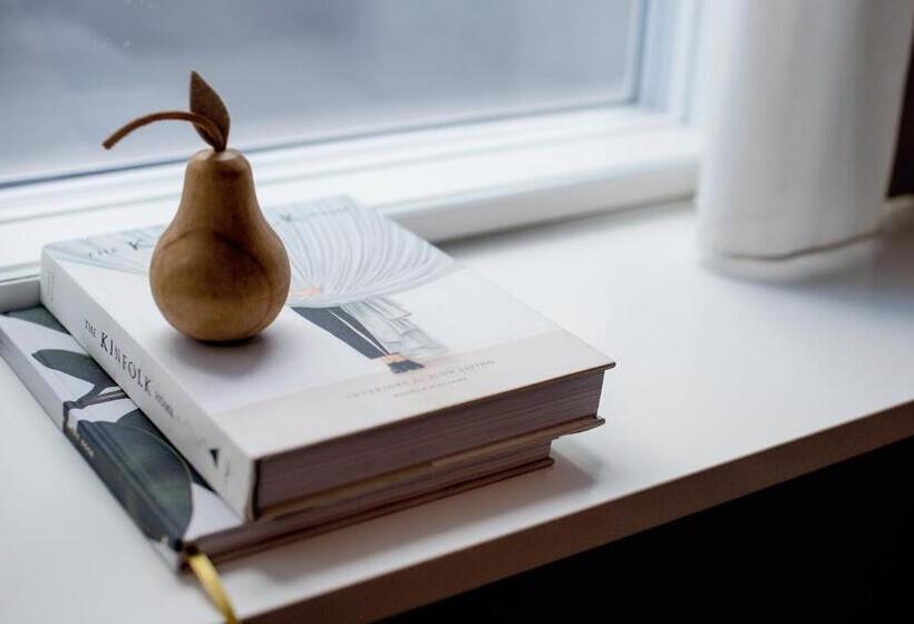 استودیوی استاندارد, Studio1a Hotel Apartments