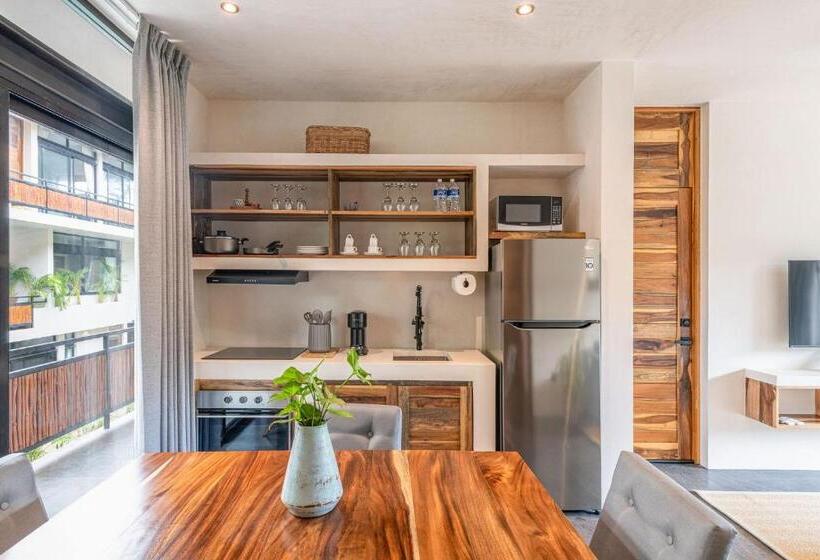 Apartamento 1 Dormitório com Sacada, Irie Tulum