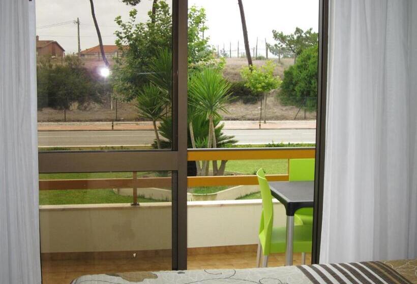 Quarto Estandar, Ouro Verde