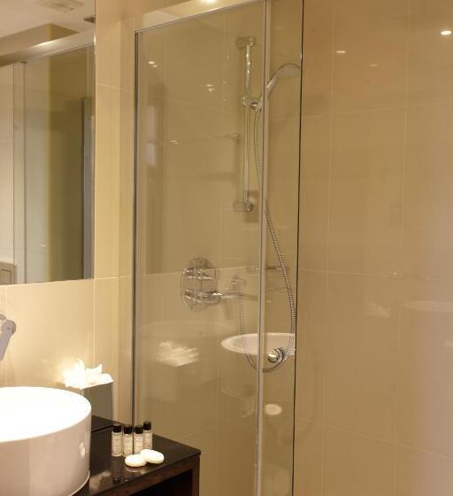 Номер Deluxe, Park Grand Heathrow