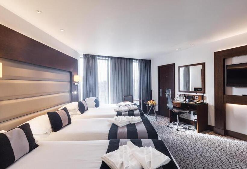 Fyrbädds Deluxerum, Park Grand Heathrow