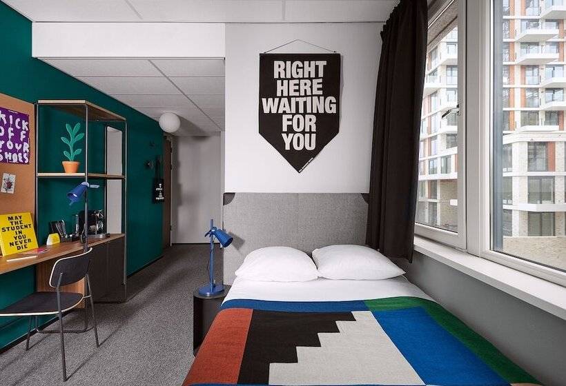 Superior Room, The Social Hub Amsterdam West