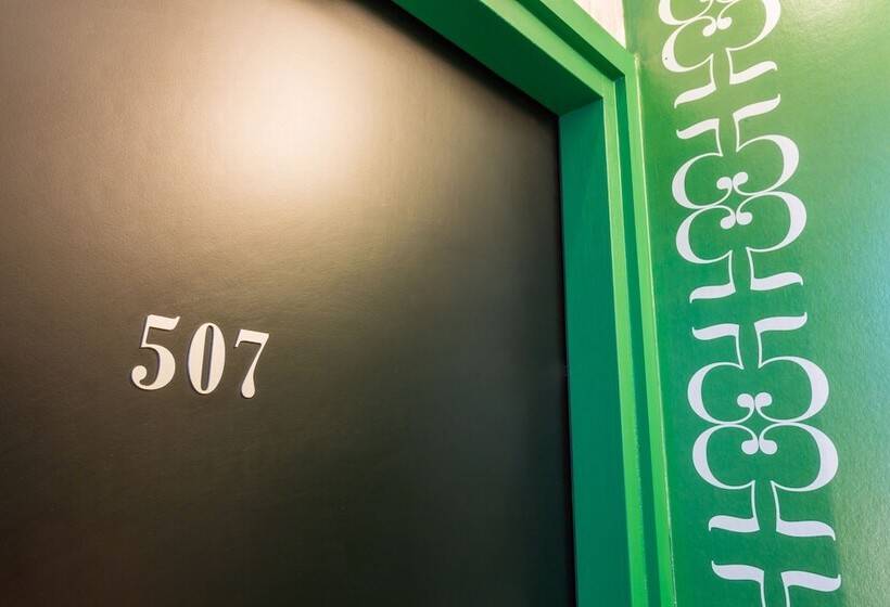 スタンダードシングルルーム, Hôtel Crayon Rouge