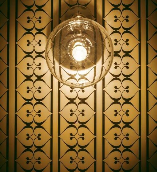 スタンダードルーム, Hôtel Crayon Rouge