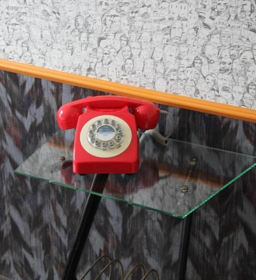 スーペリアールーム, Hôtel Crayon Rouge