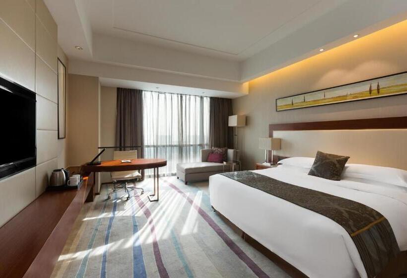 Номер Superior, Crowne Plaza Wuxi Taihu, An Ihg