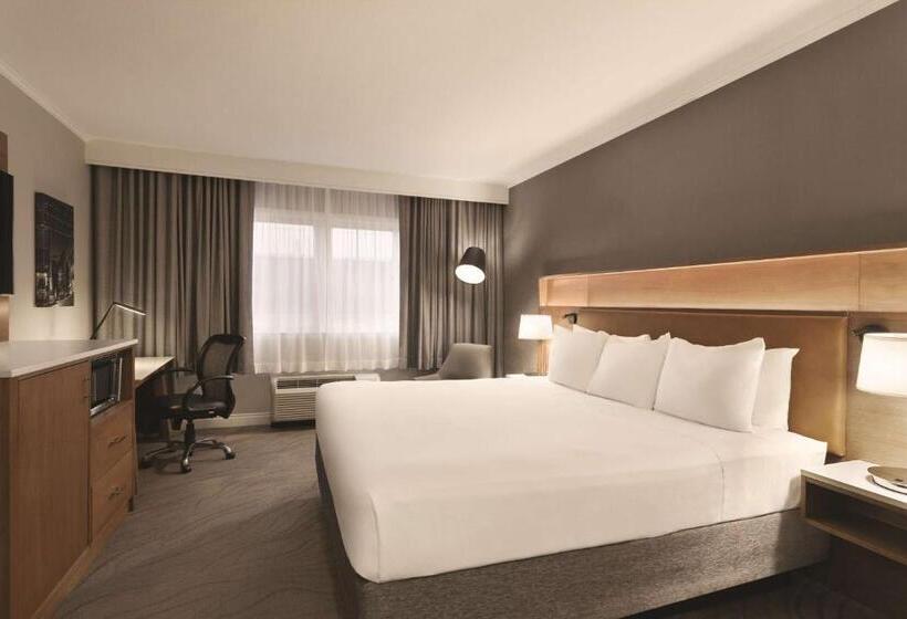 带大床的标准间, Radisson Hotel Providence Airport
