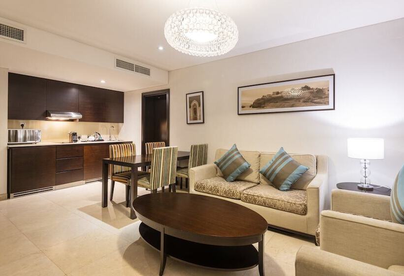 سوئیت 2 خوابه, Holiday Inn Alseeb Muscat, An Ihg
