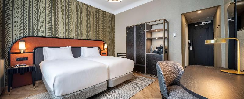 سوئیت با تخت بزرگ, Holiday Inn Alseeb Muscat, An Ihg