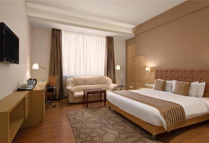 Стандартный Номер Кровать Кинг, Ramada Neemrana