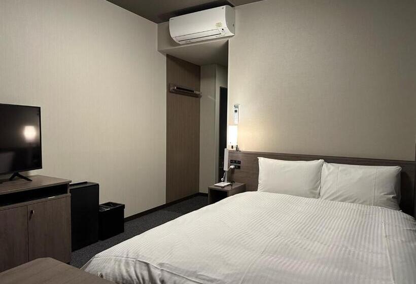 베이직 룸 더블 침대, Route Inn Toyama Ekimae