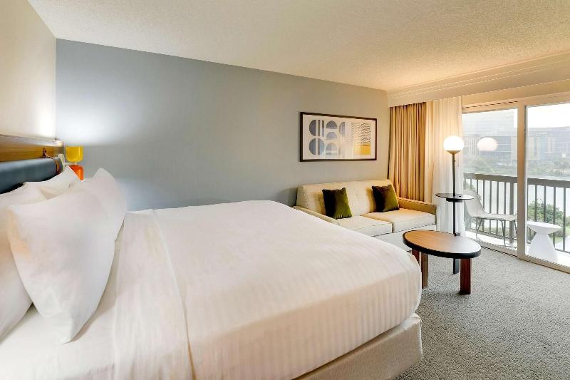 Номер Стандарт Кровать Кинг Адаптированный для Инвалидов, Sonesta Select San Francisco Airport Oyster Point Waterfront