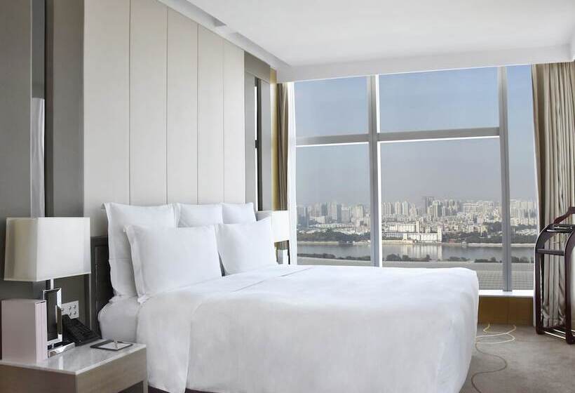 Президентский Люкс, Langham Place Guangzhou   Walking Distance To Canton Fair & Overseas Buyers Registration Service