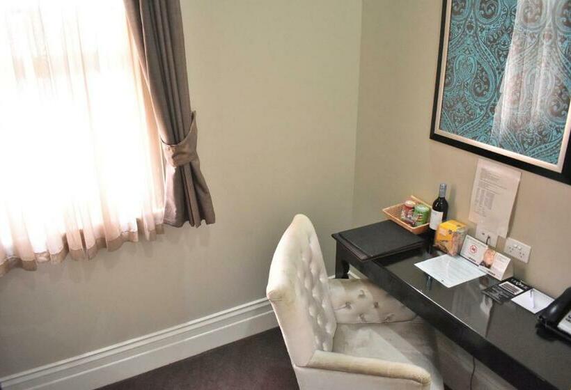 Студия Стандарт, Quality Inn The George Hotel Ballarat