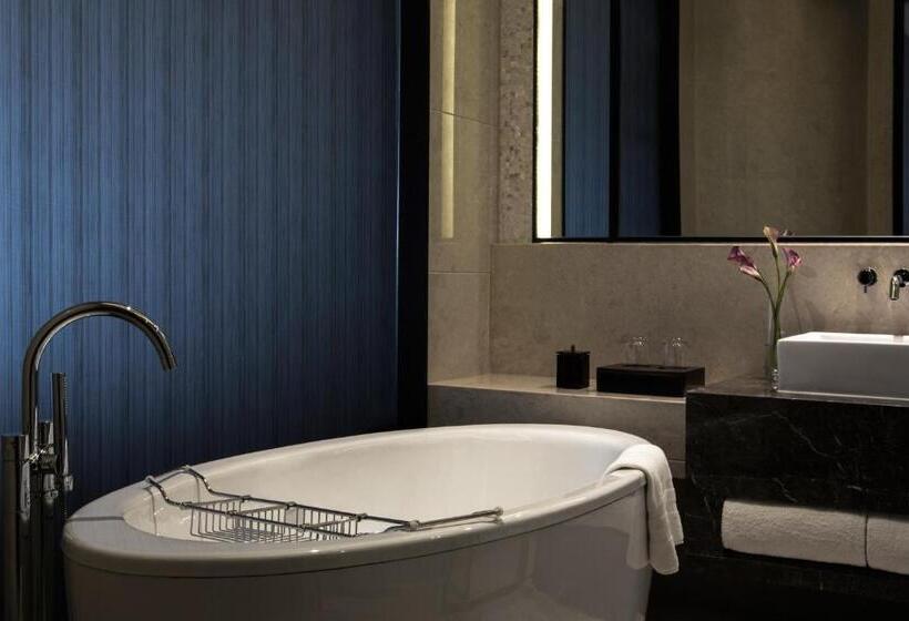 스탠다드 룸 킹사이즈 침대, Pullman Shanghai South