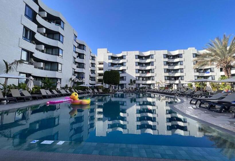 Апартаменты 1 Спальня Вид на Бассейн, Luxury Apartment With Pool View