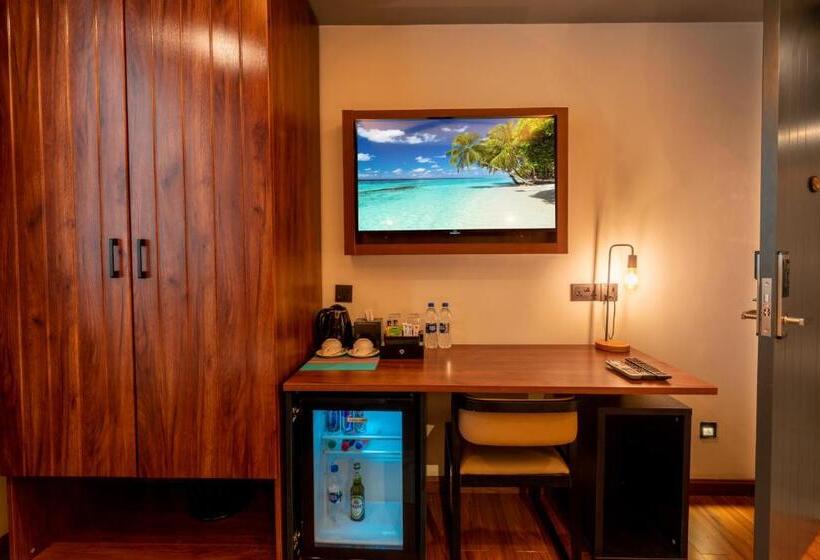 اتاق لوکس, Chen Beach Inn