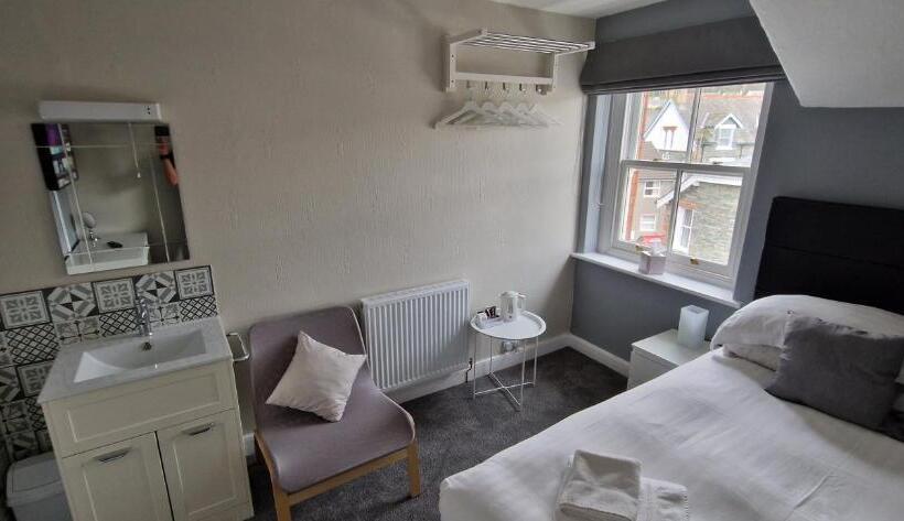 Quarto Estandar Individual, Glencoe Guest House