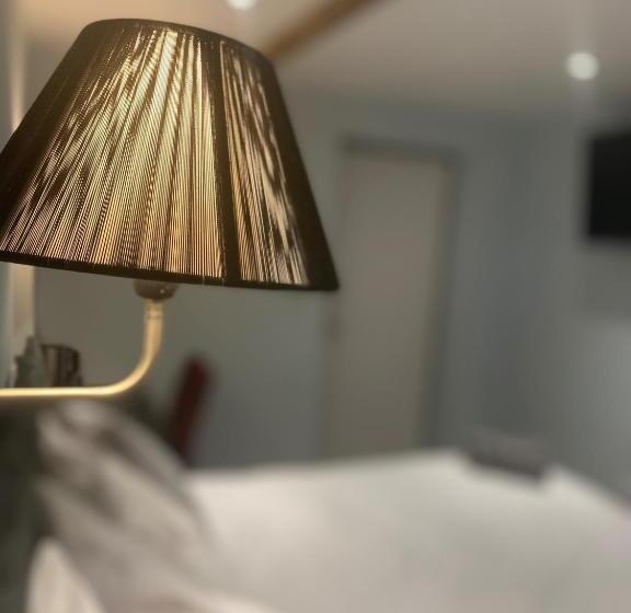 Номер Deluxe Кровать Кинг, Comus Inn