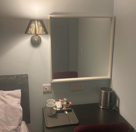 Номер Deluxe, Comus Inn