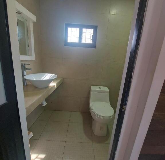 Quarto Triplo Estandar, El Ancla