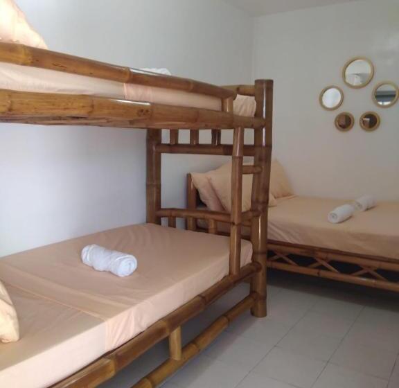 إستوديو قياسى, The Philip Ann Resort