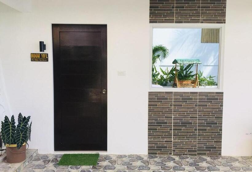 스탠다드 룸 풀장 전망, The Philip Ann Resort