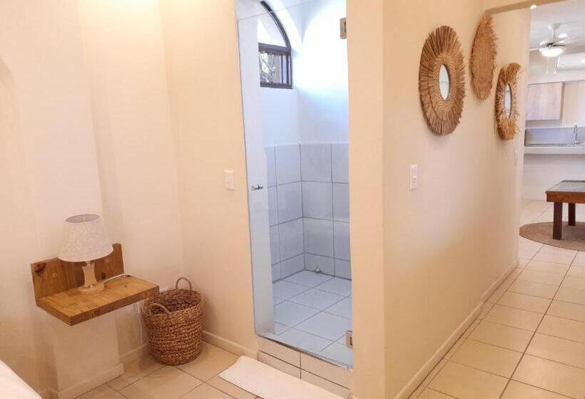 Студия Deluxe, Zulu Surf Hotel Tamarindo