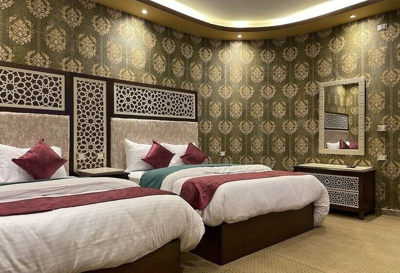 اتاق لوکس چهار تخته, Cairo Inn